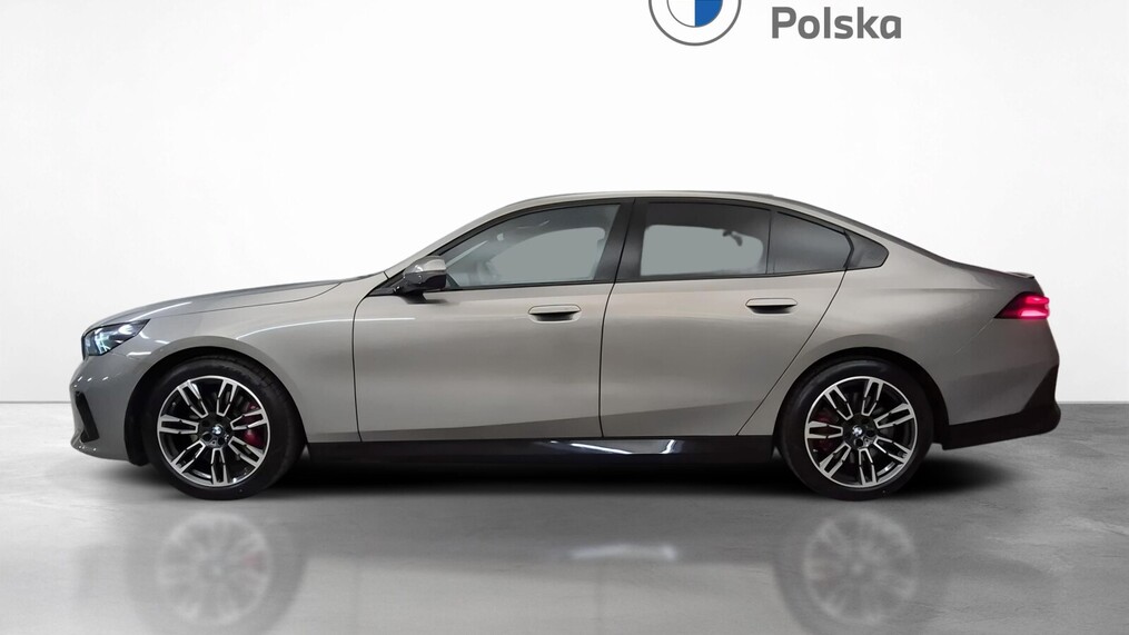 BMW Serii 5, 520