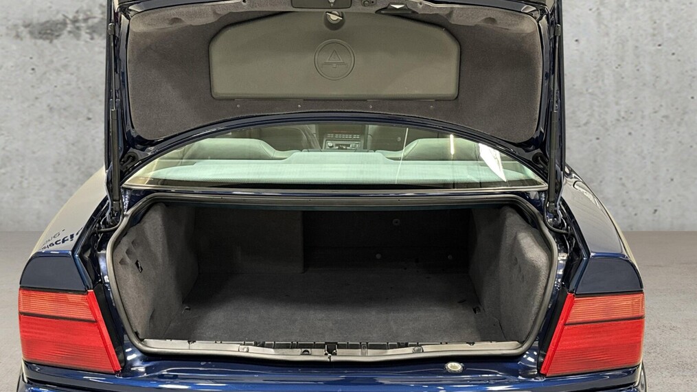 BMW Serii 8, 850