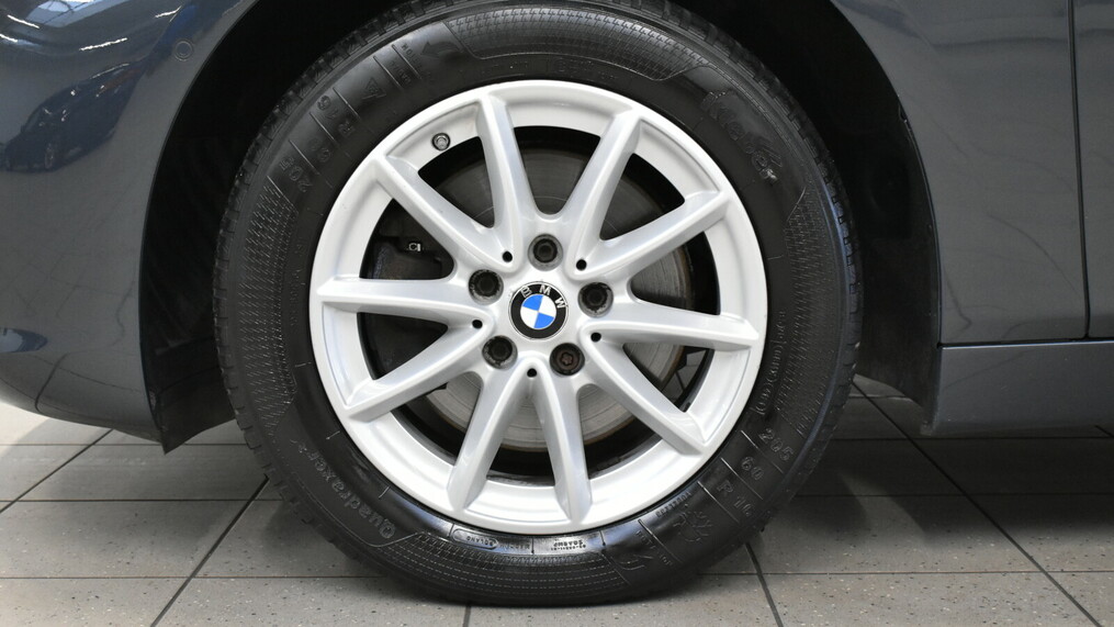 BMW Seria 2 218