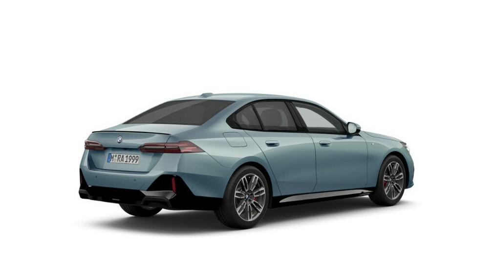 BMW Serii 5, 520