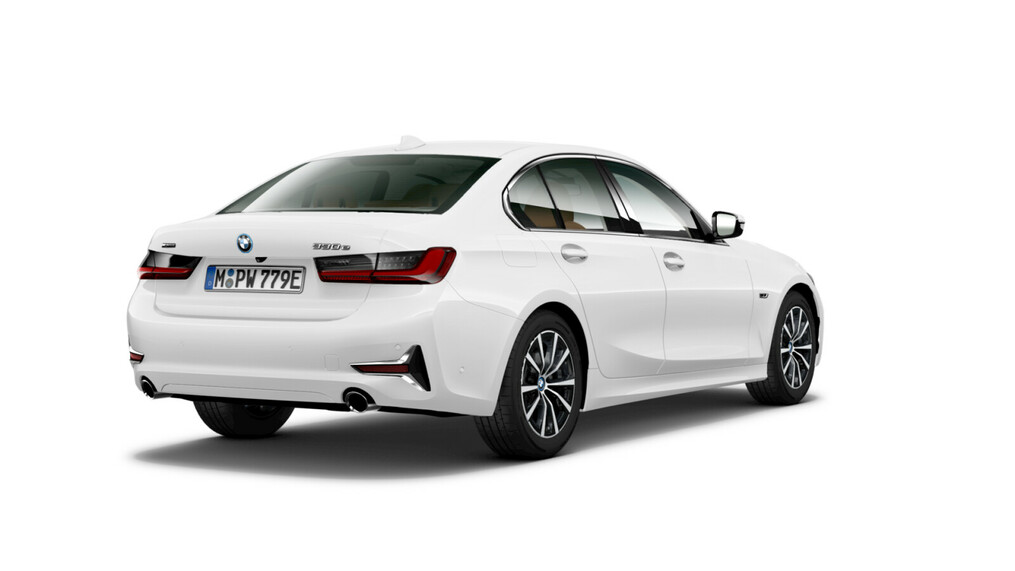 BMW Seria 3, 330