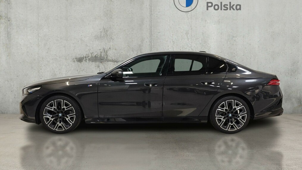 BMW Seria 5, 520