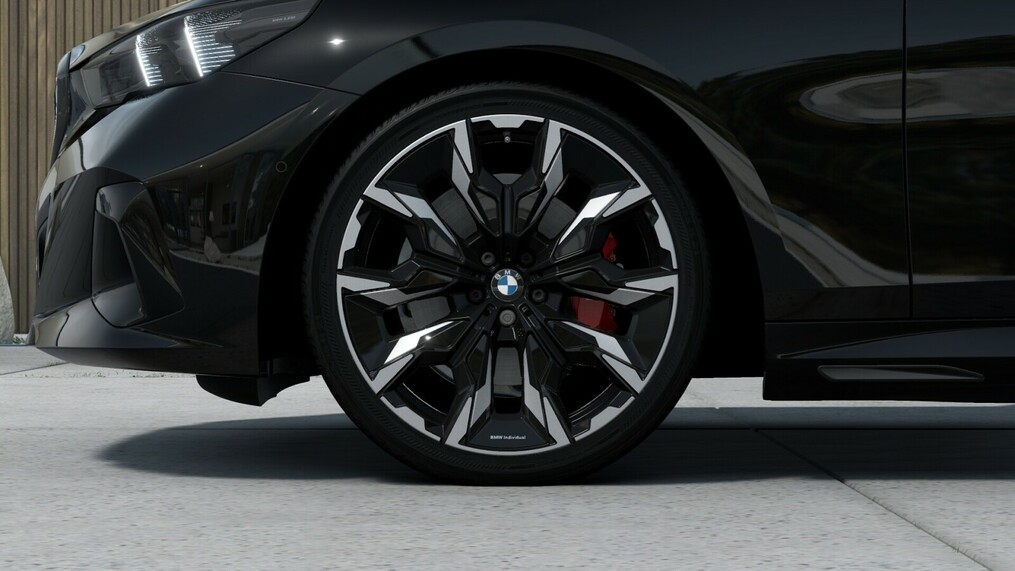 BMW Serii 5, 520