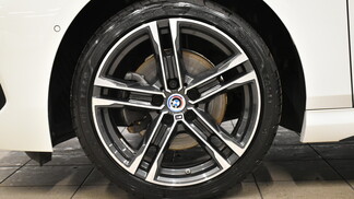 BMW Serii 2, 218