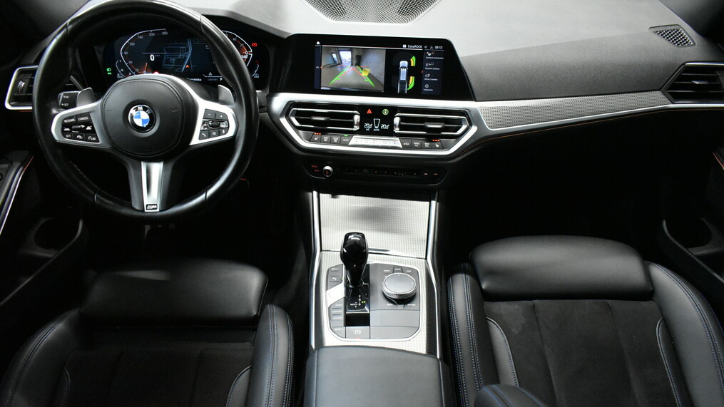 BMW Serii 3, 320