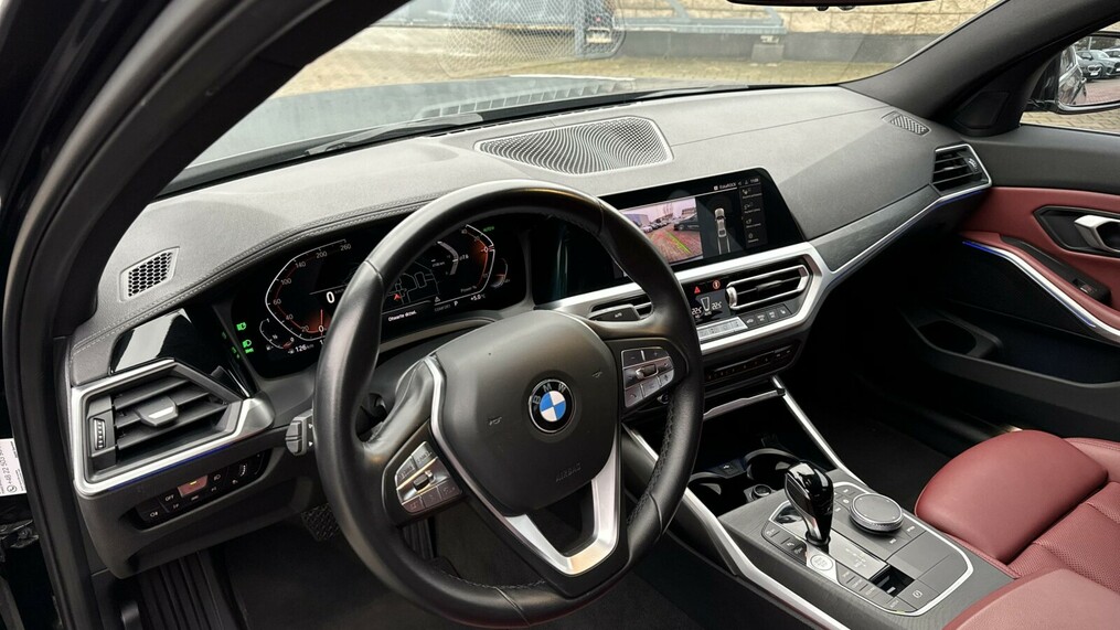 BMW Seria 3 318