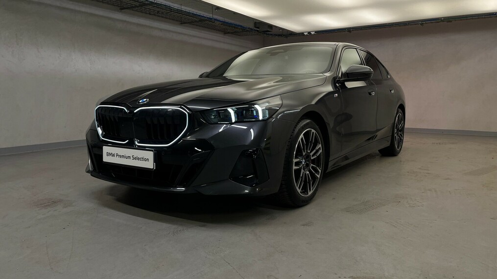 BMW Serii 5, 540