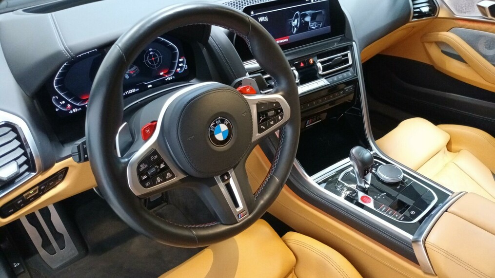 BMW Seria M8