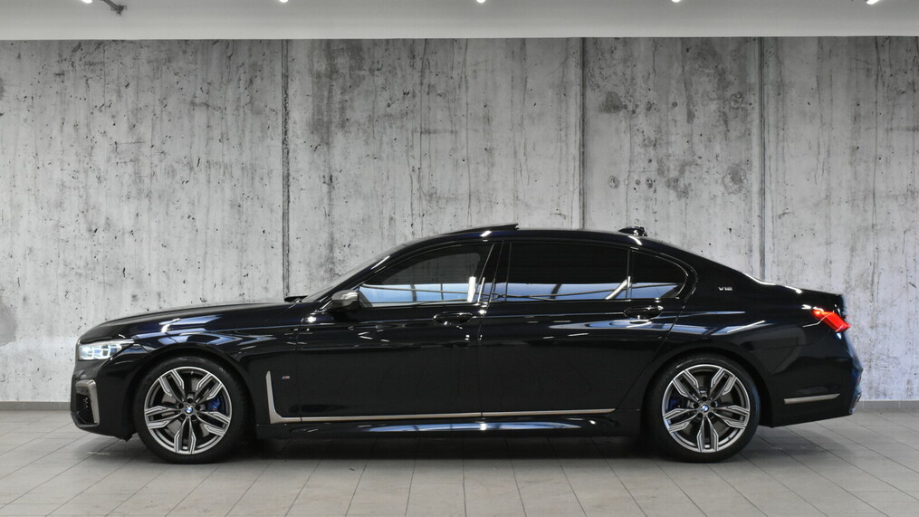 BMW Seria 7 760