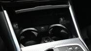 BMW Seria 3, 330