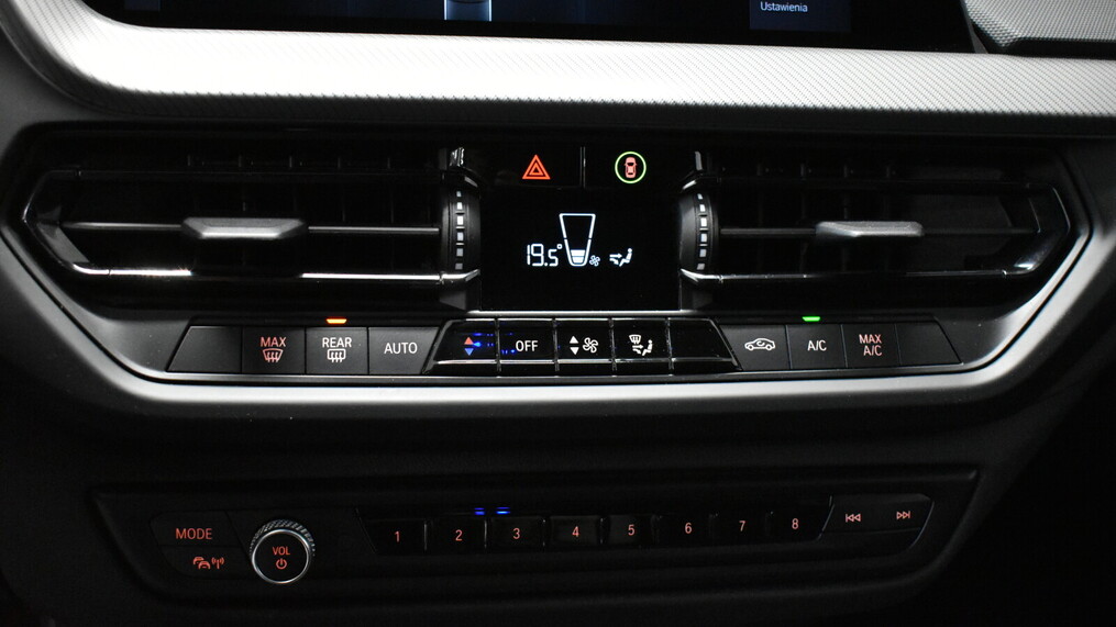 BMW Serii 1, 120