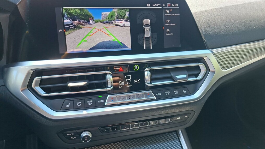 BMW Serii 3, 318