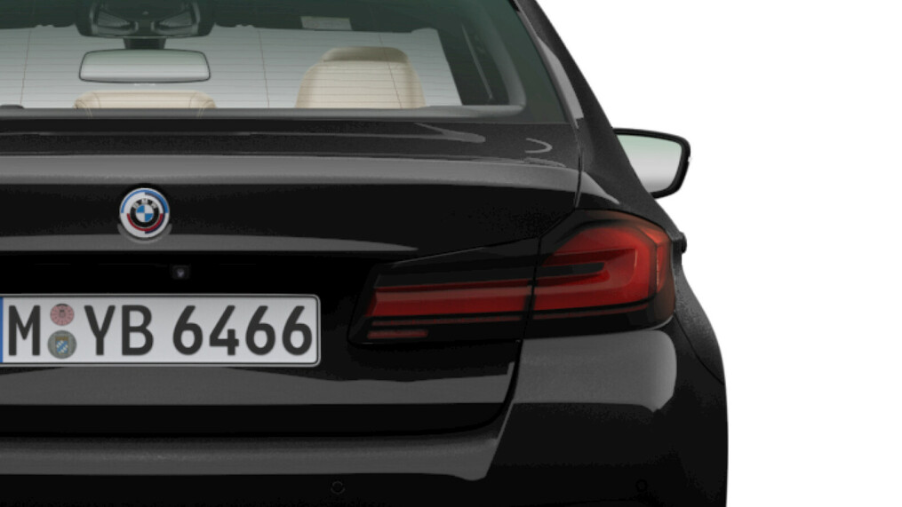 BMW Serii 5, 520