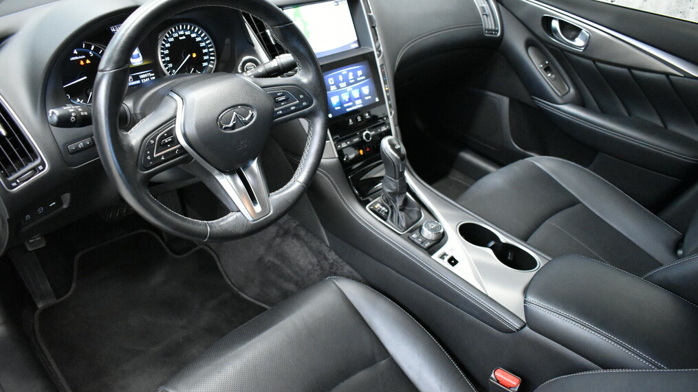 Infiniti Q50