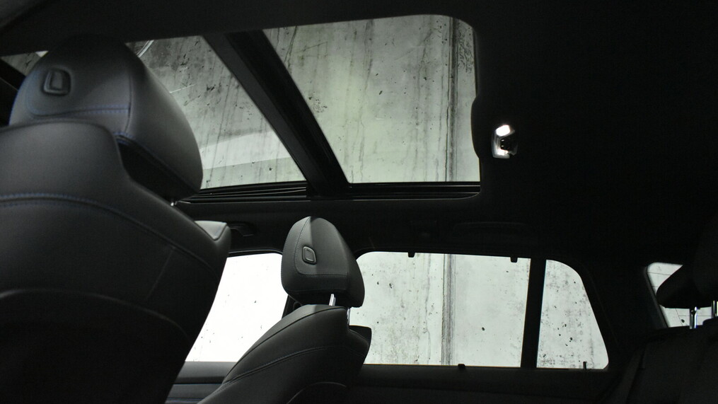 BMW Serii 3, 320