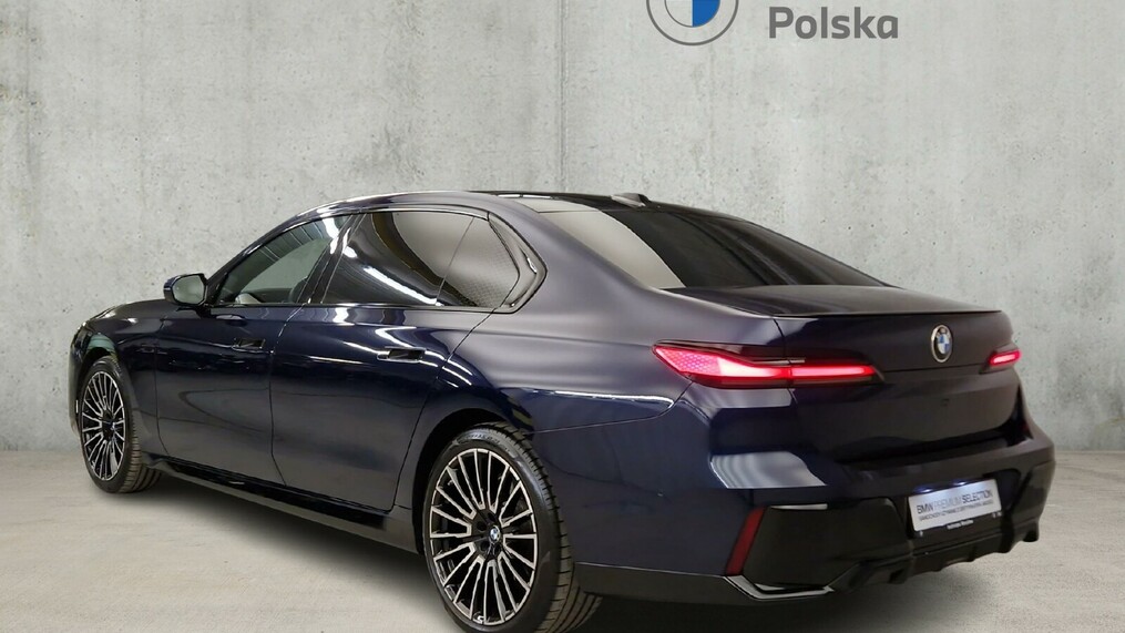 BMW Seria 7 740