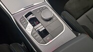 BMW Serii 3, 320