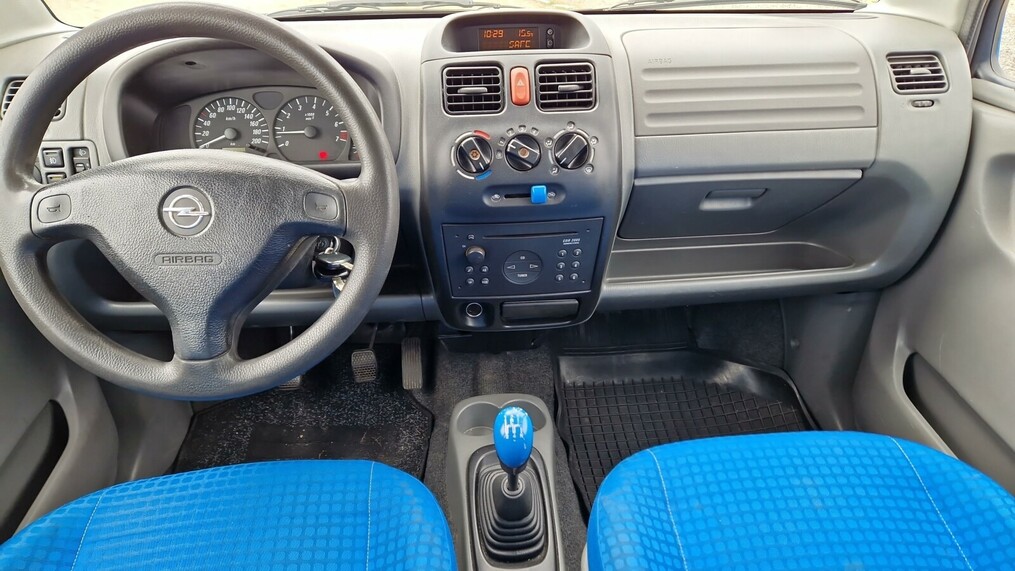 Opel Agila