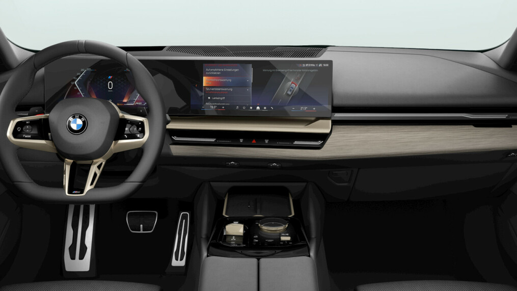 BMW Serii 5, 520