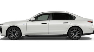 BMW Seria 7 740