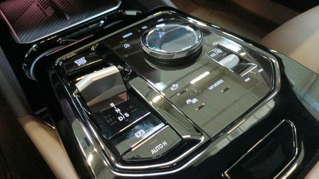 BMW Seria 5, 520