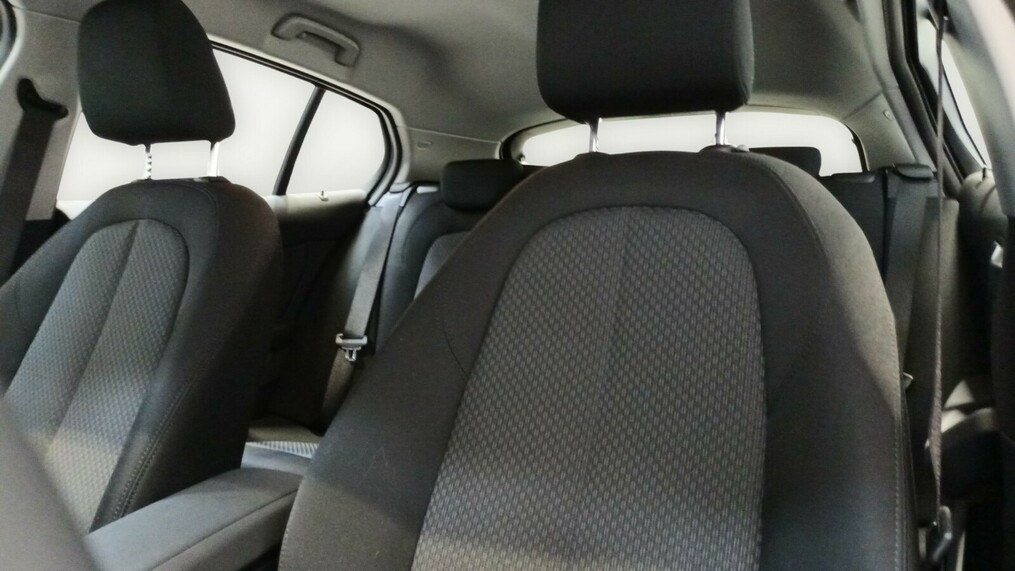 BMW Seria 1 118