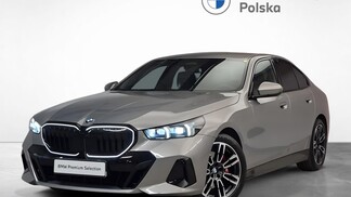BMW Serii 5, 520