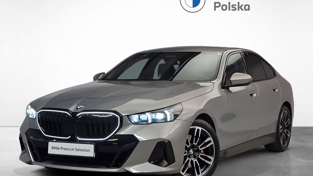 BMW Serii 5, 520