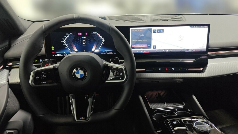 BMW Serii 5, 520