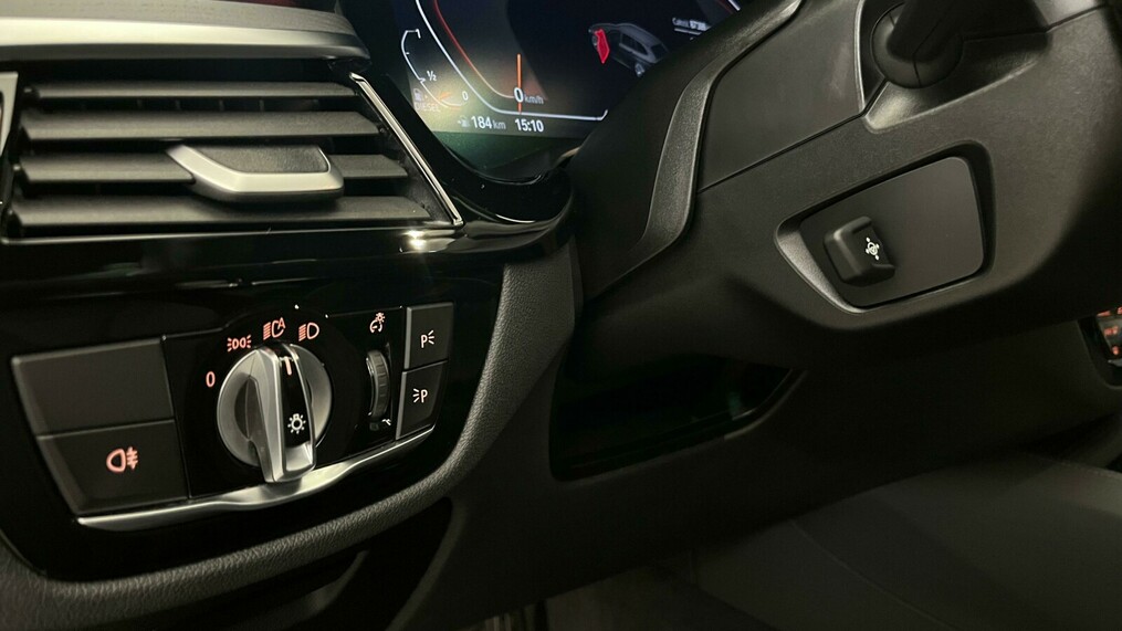 BMW Serii 5, 530