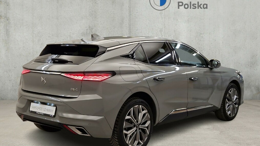 DS Automobiles DS 4