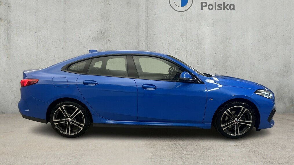BMW Serii 2, 216