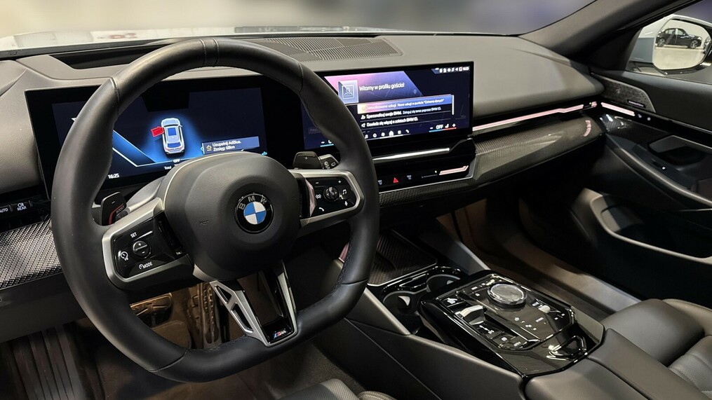 BMW Serii 5, 540