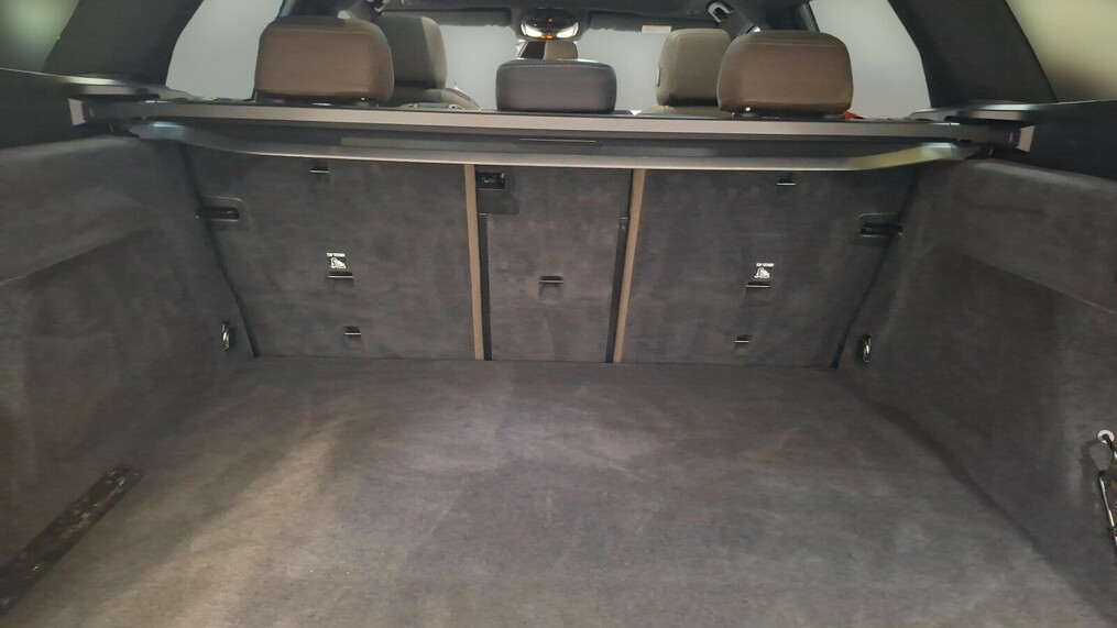 BMW Serii 5, 520