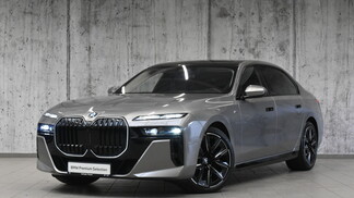 BMW Serii 7, 740