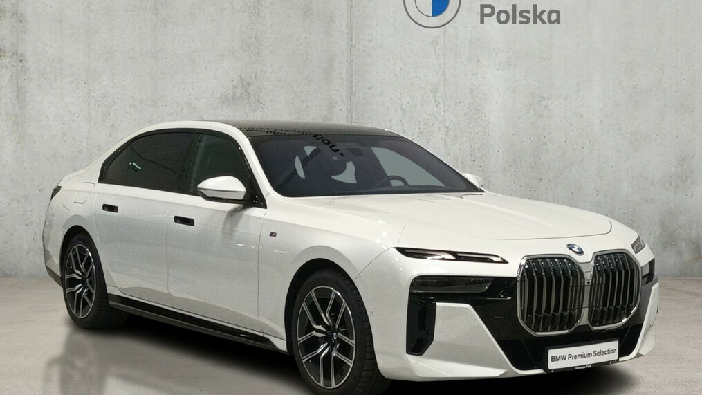 BMW Serii 7, 740