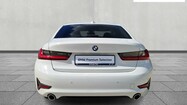 BMW Serii 3, 330
