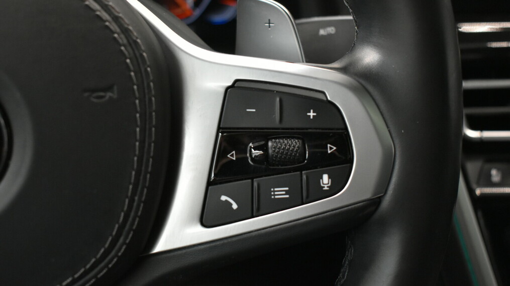 BMW Seria 8 840