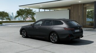 BMW Serii 5, 520