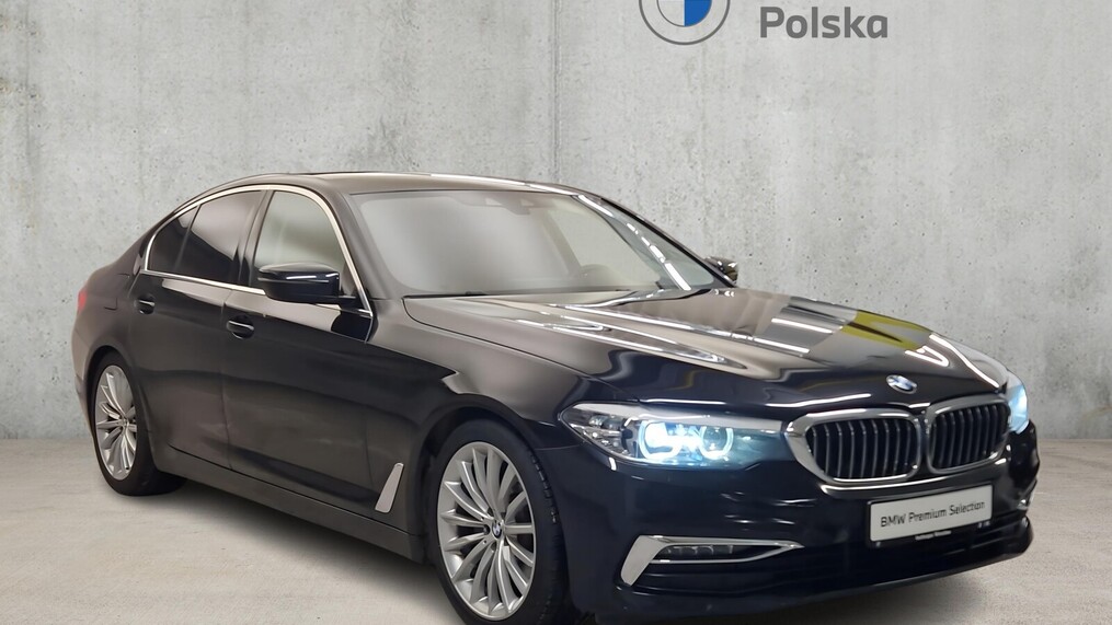 BMW Serii 5, 520