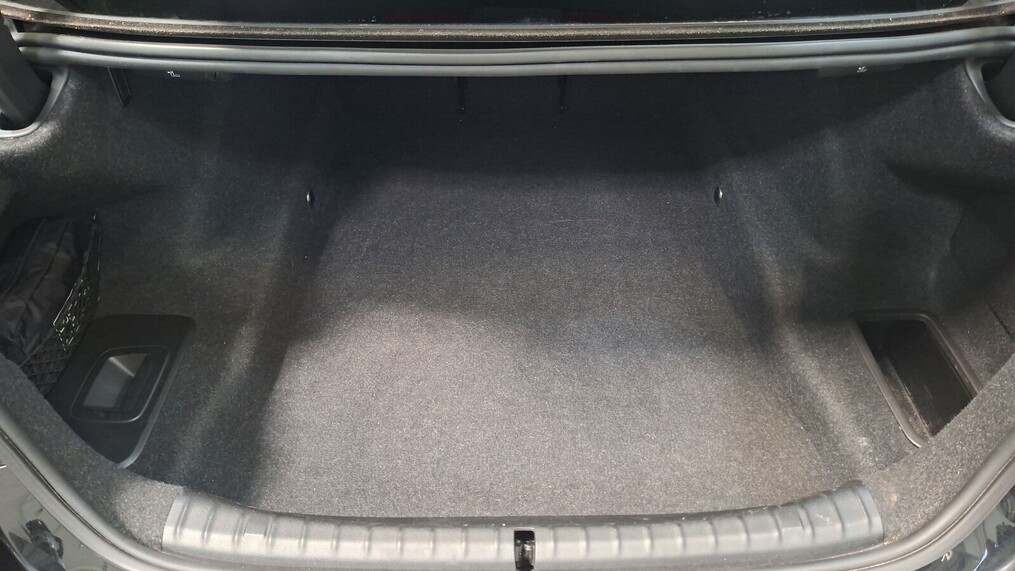 BMW Serii 5, 520