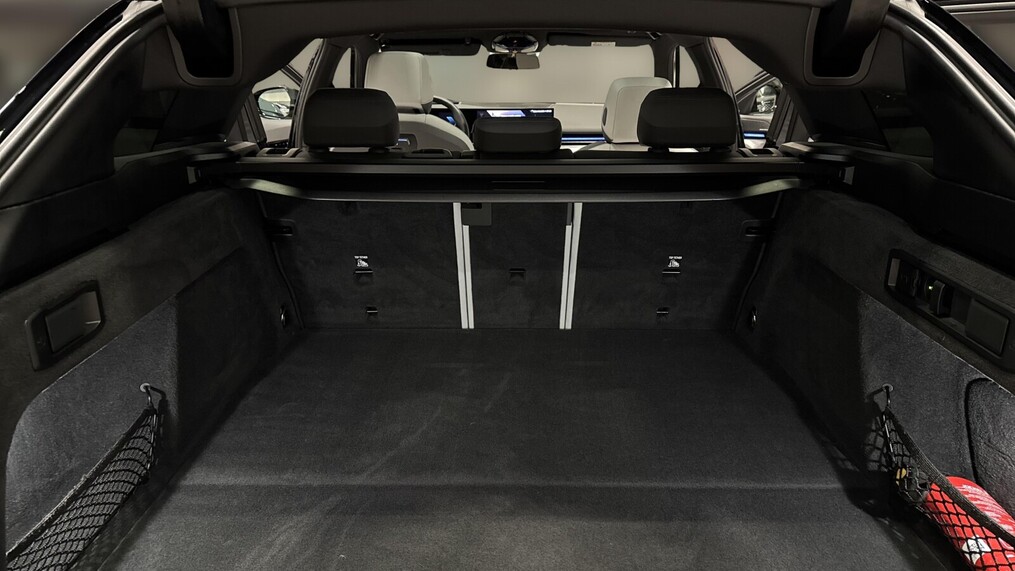 BMW Serii 5, 530