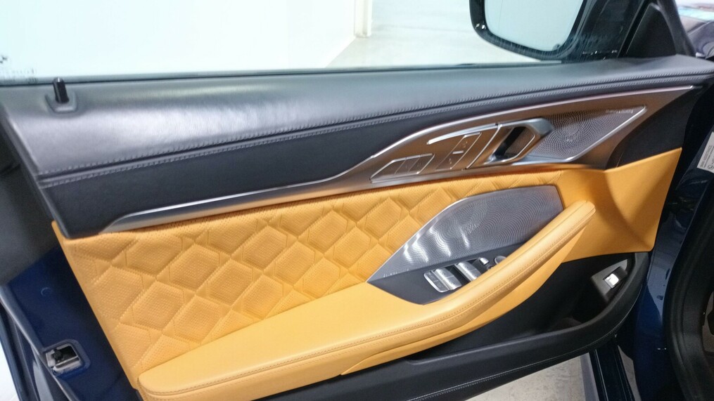 BMW Seria M8