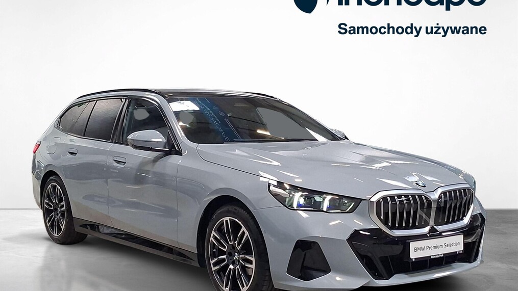 BMW Serii 5, 520