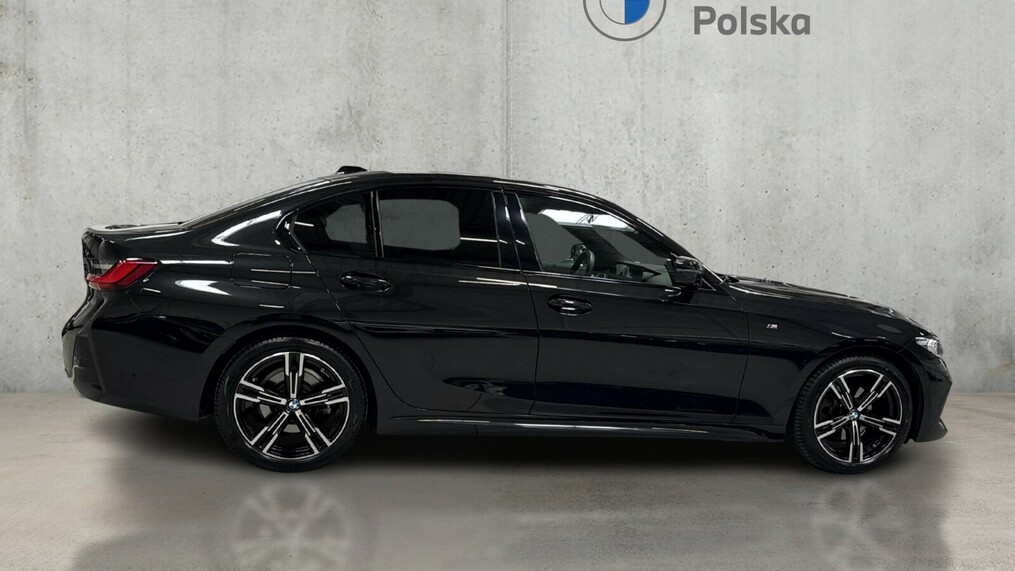 BMW Serii 3, 320