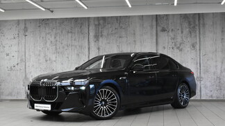 BMW Serii 7, 760