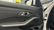 BMW Serii 3, 320
