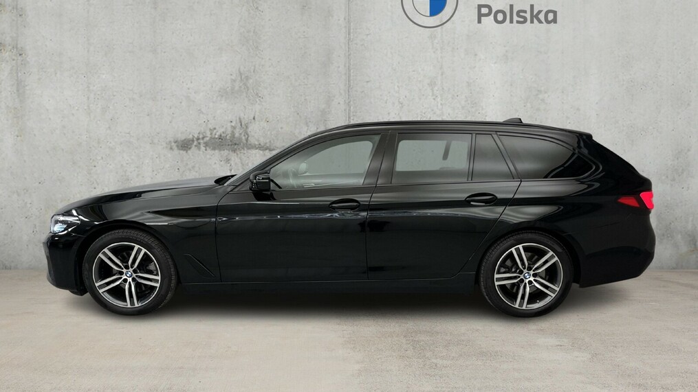 BMW Serii 5, 520