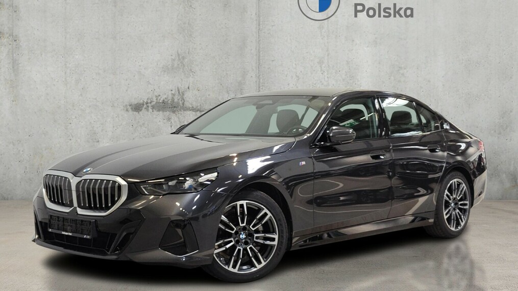 BMW Serii 5, 520