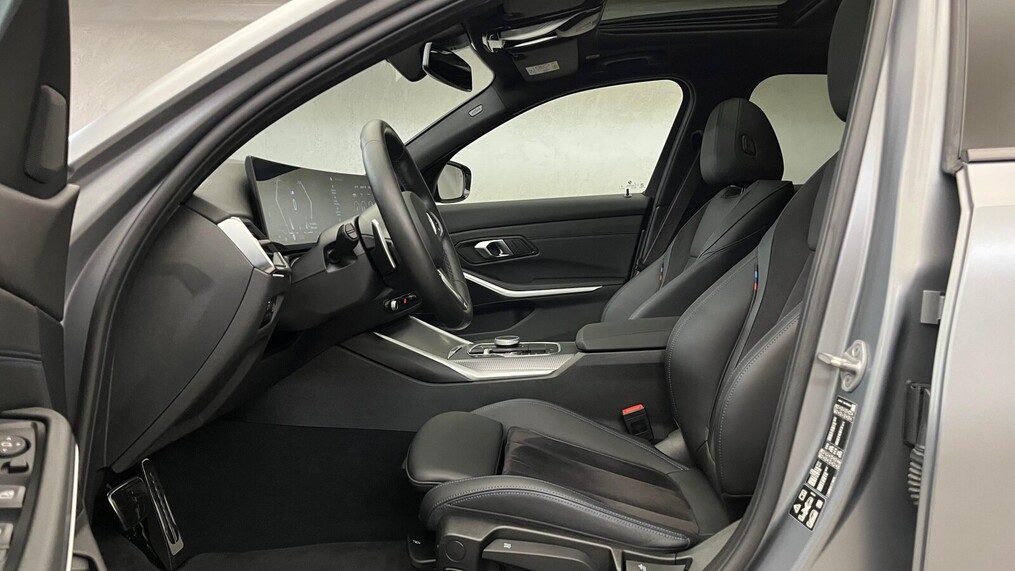 BMW Serii 3, 330